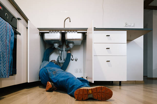Professional Leak Detection technician working in Thurmond, NC